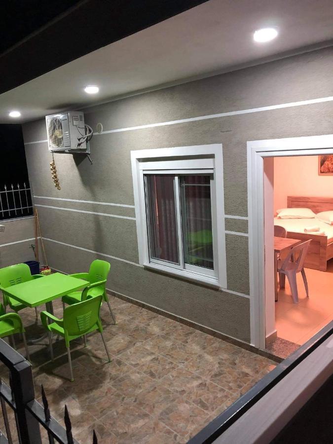 Emas Apartments Sarande Private Beach Εξωτερικό φωτογραφία